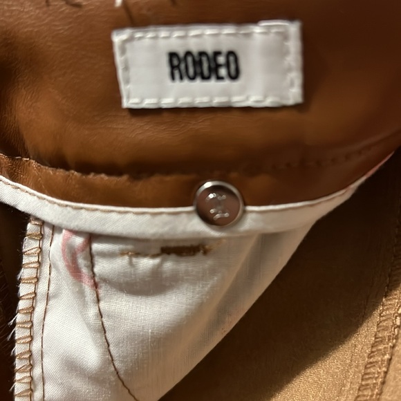 NWOT Juicy Couture Rodeo Barrel Fit High Waist Faux Leather Pants in Camel - Picture 6 of 7